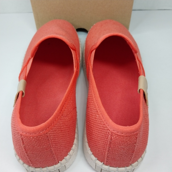 UGG "Luchiah" Womens size 6 Slip on Peach Bliss Sneakers BRAND NEW with Box - Picture 11 of 15